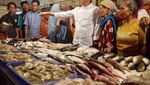 10 Potret Dedi Mulyadi saat Bantu Penjual Makanan UMKM