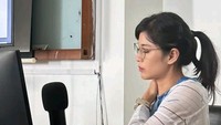 Dian Sastro langsung trending setelah beberapa video dan foto dirinya menjadi dosen di UI viral. Foto: TikTok fikrigansbats