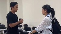 Kabarnya, Dian Sastro juga menjadi dosen pembimbing untuk skripsi. Foto: TikTok fikrigansbats