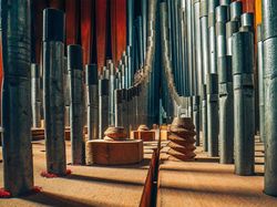 Foto Bagian Dalam Alat Musik Bikin Tercengang, Bak Bangunan Megah