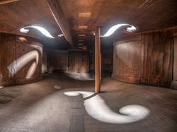 Foto Bagian Dalam Alat Musik Bikin Tercengang, Bak Bangunan Megah