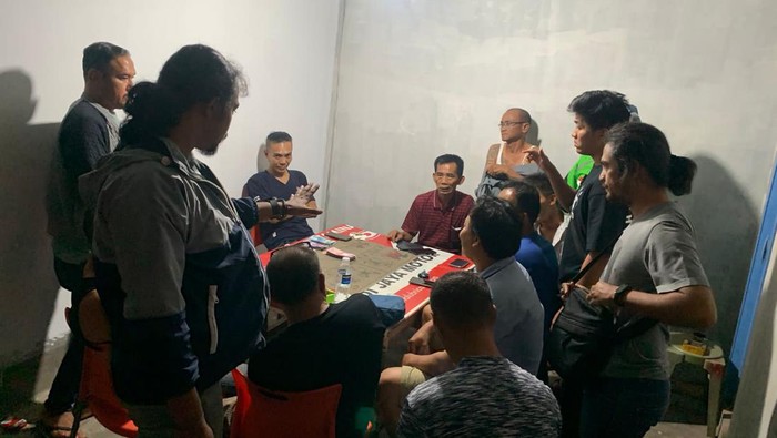 Foto: Polisi menggerebek lokasi judi di Kecamatan Bengkong, Kota Batam. (Dok Polisi)