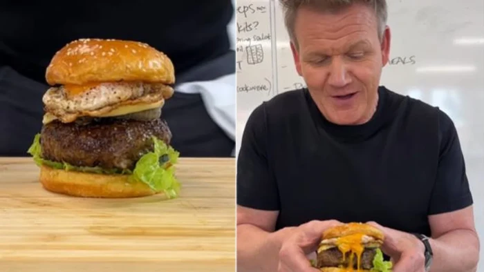Gordon Ramsay Diserbu Netizen Usai Masak Burger Pakai Mentega