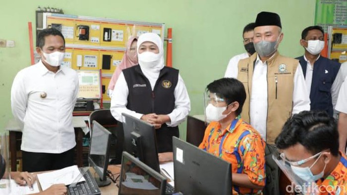 Gubernur Jatim Khofifah Indar Parawansa