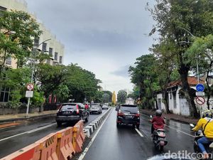 Waspada Cuaca Buruk di Surabaya saat Pancaroba, Ini Imbauan BMKG