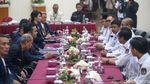 Iring-iringan Ojol dan Marching Band Antar NasDem Daftar Bacaleg ke KPU