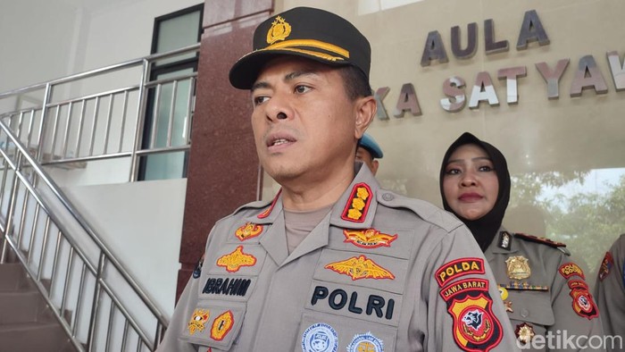 Kabid Humas Polda Jawa Barat Kombes Ibrahim Tompo