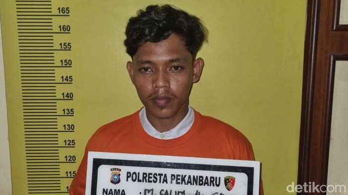 M Salim, pegawai RS Ibnu Sina Pekanbaru yang diduga cabuli pasien pria.