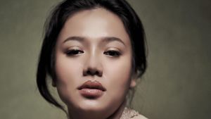 6 Potret Mawar Butterfly yang Disebut Mirip Ariel Tatum
