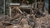 Miniatur Harley tersebut dijual ke Klaten untuk dipasarkan ke sejumlah daerah tujuan wisata diantaranya Bali, Jakarta dan Bandung dengan harga Rp7.500 hingga Rp19 ribu.  
