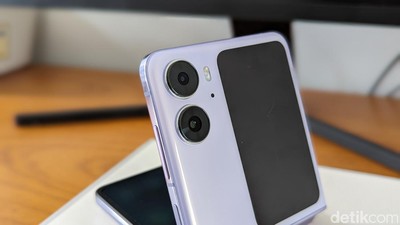 Hiruk Pikuk Jakarta dalam Bidikan Kamera Oppo Find N2 Flip