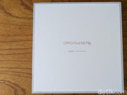 Unboxing Oppo Find N2 Flip yang Layar Eksternalnya Luas Banget