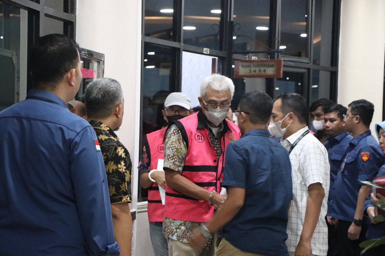 Para tersangka korupsi PT GTS. (Dok Kejagung)