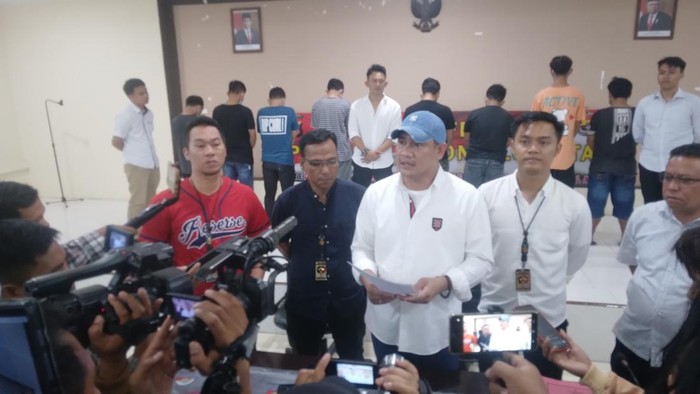 Polresta Gorontalo saat merilis kasus bentrok.