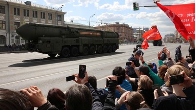 Rusia Pamer Rudal Balistik Mematikan Saat Parade Hari Kemenangan
