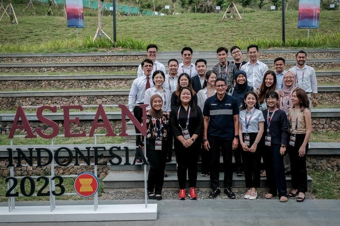 Sandiaga Uno Ajak ASEAN Youth Promosikan Labuan Bajo