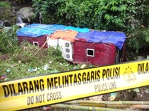 Bus Study Tour Kecelakaan Beruntun, PO Teledor, Kemenhub Kendor