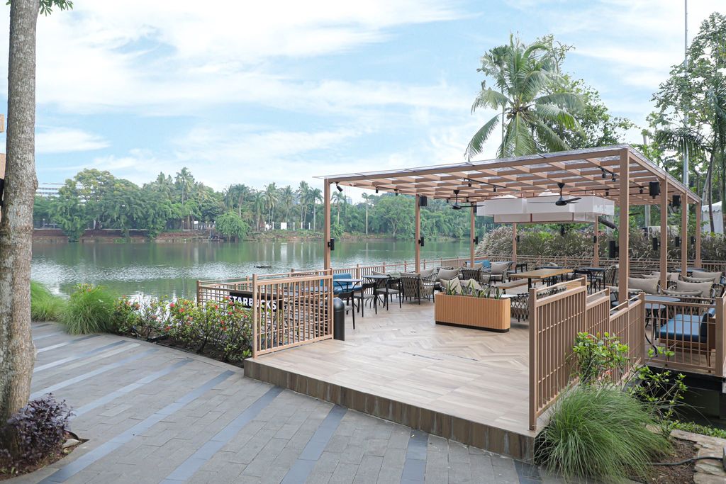 Gerai Starbucks yang keren di Indonesia