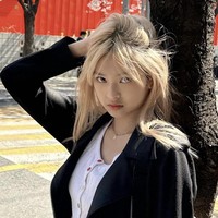 Aku sangat berharap ke depannya, dia akan populer seperti Lisa dan membuat pengaruh secara global. Itu harapan pribadiku, ujar bos YG Entertainment, Yang Hyun Suk dalam video pengenalan Chiquita. Penggemar dapat menantikan debut girlgroup BABYMONSTER pada 27 November mendatang. Foto: Instagram