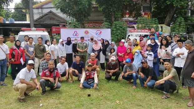 Bantuan sahabat baik sampai ke anak-anak Panti Asuhan dan Pesantren Nahdlatul Wathan hingga duafa di Jati Padang. Yuk, salurkan kebaikan lewat berbuatbaik.