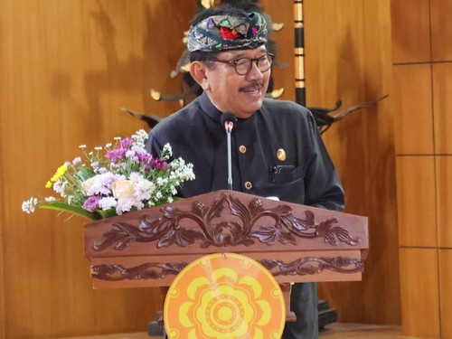 Wakil Gubernur Bali Cok Ace saat menjadi pembicara di Universitas Hindu Indonesia, Kamis (11/5/2023). (istimewa)