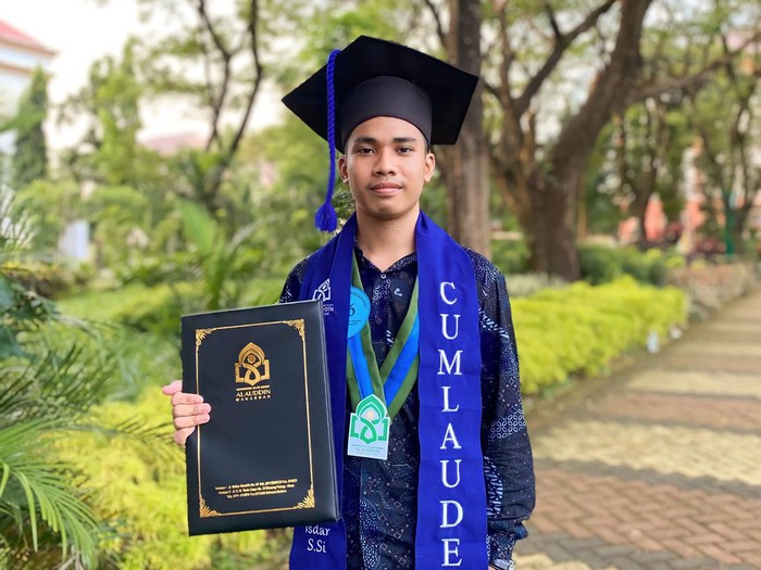 Edysul Isdar, lulusan UIN Alauddin berhasil diterima S2 di Harvard dan Stanford.