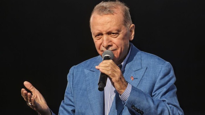 Erdogan: Pedagang bagel yang mengubah Turki dalam dua dekade kepemimpinannya