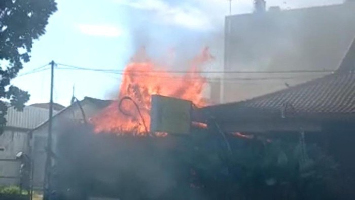 Kebakaran Rumah Makan Jasunda, Tangsel