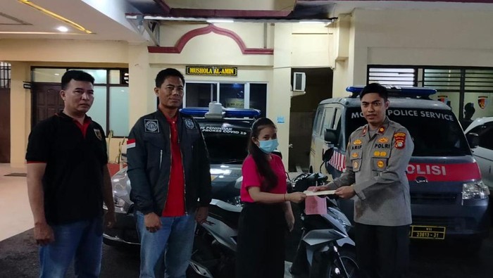 Korban penjambretan memberikan apresiasi kepada polisi karena telah menangkap pelaku.