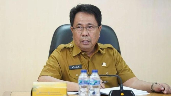 Mantan Pj Sekda Sulsel Aslam Patonangi mengajukan pengunduan diri dari ASN.