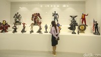 Sebanyak 500 koleksi patung dibalut dengan konsep Zen Garden ini memiliki 5 bagian seperti Game and Animation, DC, Marvel, Horor and Movie. Foto: Rifkianto Nugroho/ detikcom