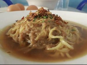Menyantap Mie Koba, Mie Berkuah Ikan Tenggiri Khas Bangka yang Lezat