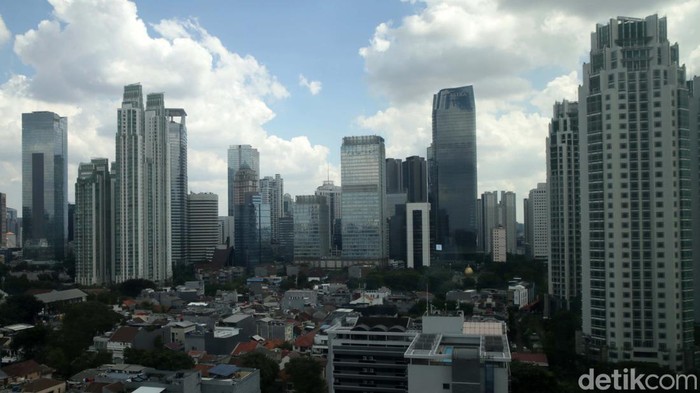 Pertumbuhan Ekonomi RI Kuartal 1 Tahun 2023 Capai 5,03 % BPS mengumumkan pertumbuhan ekonomi pada kuartal I-2023 mencapai 5.03%. Realisasi ini lebih tinggi dibandingkan periode yang sama tahun lalu, 5,02%.