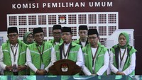 Ketika ditanya terkait menteri kabinet Presiden Jokowi yang ramai-ramai daftar caleg, Mardion mengatakan hal itu pasti telah dikomunikasikan dengan Jokowi. Dia berkata pendaftaran caleg tidak akan mengganggu tugas para menteri.  