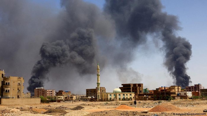 Rival Perang di Sudan Sepakat Lindungi Warga Sipil, Tolak Gencatan Senjata