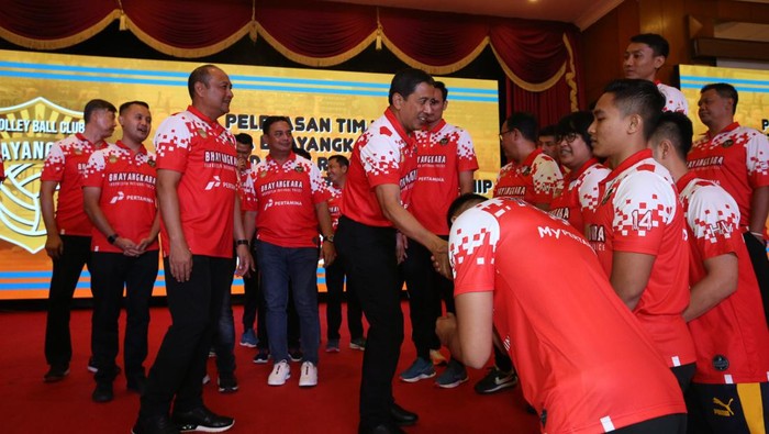 Tim Voli Bhayangkara Siap Bertarung Wakili Indonesia di AVC 2023 Bahrain Tim Voli Bhayangkara Siap Bertarung Wakili Indonesia di AVC 2023 Bahrain