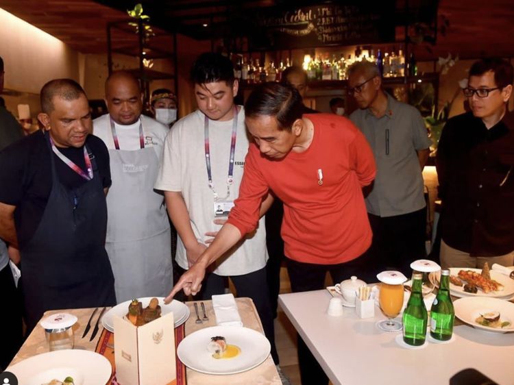 10 Potret Chef Arnold dan Tim Siapkan Jamuan KTT Asean