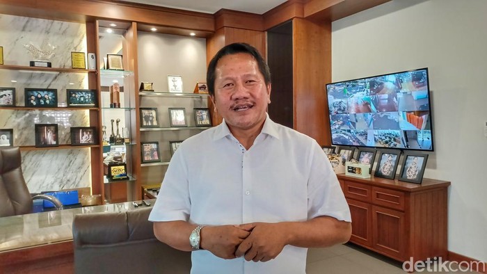 Crazy rich Grobogan Joko Suranto