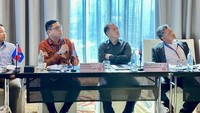 Sekretaris PDI Perjuangan Jakarta Utara sekaligus Ketua DPD Taruna Merah Putih DKI Jakarta, Brando Susanto mengikuti program Council of Asian Liberals and Democrats (CALD) yang menggelar CALD Executive Meeting ke-47 di Bangkok, Thailand. Mengenakan kameja batik merah, Brando Susanto sebagai kepala deligasi dari Indonesia mewakili PDI Perjuangan menjabarkan bahwa iklim demokrasi di Indonesia semakin membaik. 