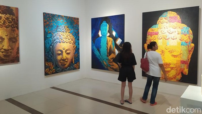 Lukisan karya Easting Medi yang dipamerkan di Limanjawi Art House Borobudur, Magelang, Rabu (10/5/2023).