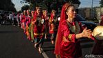 Meriahnya Umat Lintas Agama Jalan Santai Bersama