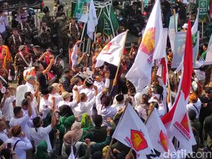 Saling Sahut Gerindra-PKB di KPU Jateng: Prabowo Capres-Cak Imin Cawapres