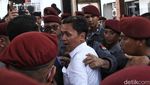 Momen Waketum Gerindra Habiburokhman Diadang Masuk KPU