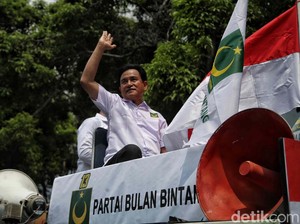 Prabowo Disarankan Gandeng Cawapres Luar Jawa, Figur Yusril Potensial
