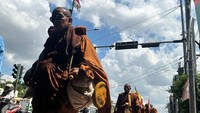 Para biksu itu dijadwalkan tiba di Magelang pada Selasa (30/5/2023) dan sehari kemudian, pada Rabu (31/5), para biksu sudah memasuki kawasan Borobudur. (dok. Bhikkhu Dhammavuddho)