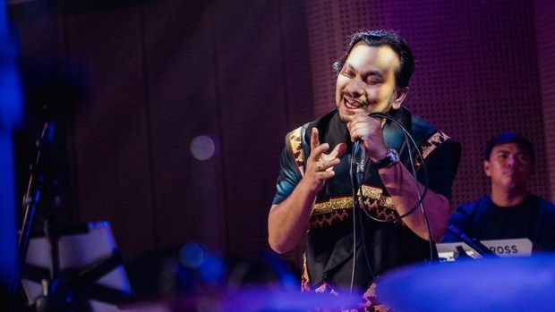 Tompi Tampil di Peresmian Galeri Indonesia Kaya