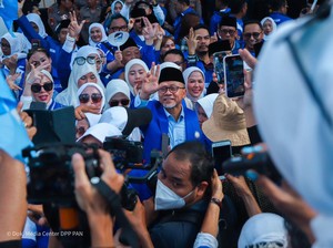 Daftarkan Bacaleg PAN ke KPU, Zulhas: Kita Akan Tentukan Wajah Indonesia