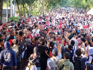 Ganjar Pranowo Sapa Warga Bandung