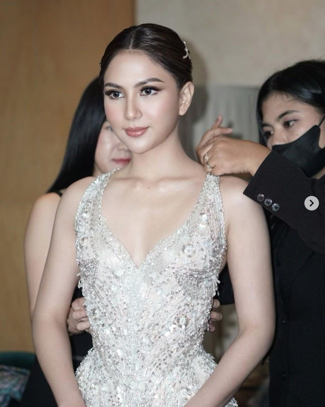 Jessica Mila dan Yakup Hasibuan menggelar resepsi pernikahan di Hotel Raffles Jakarta pada Sabtu (13/5/2023). Foto: Instagram