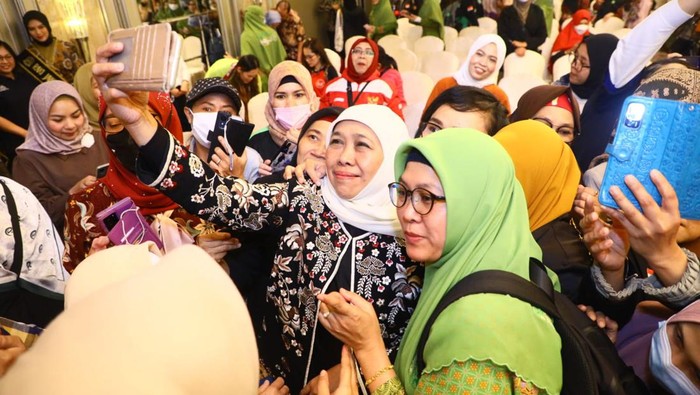 Gubernur Khofifah silaturahmi dengan PMI asal Jatim di Hong Kong